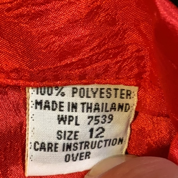 I Ashleigh Morgan size 12 red longsleeve shirt - Picture 13 of 15